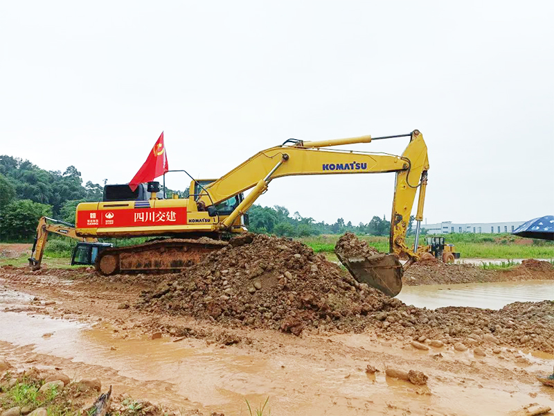 河流突发决堤 金年会金字招牌奋战一线防汛抢险